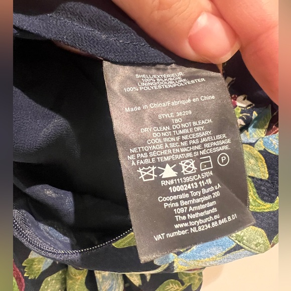 Tory Burch 'Evelyn' Garden Wisteria Dress - Picture 5 of 5